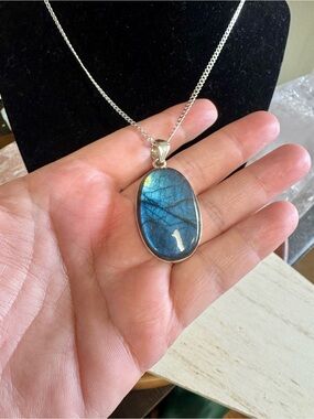Sterling Silver Labradorite Oval Gemstone Pendant - Blue Flash